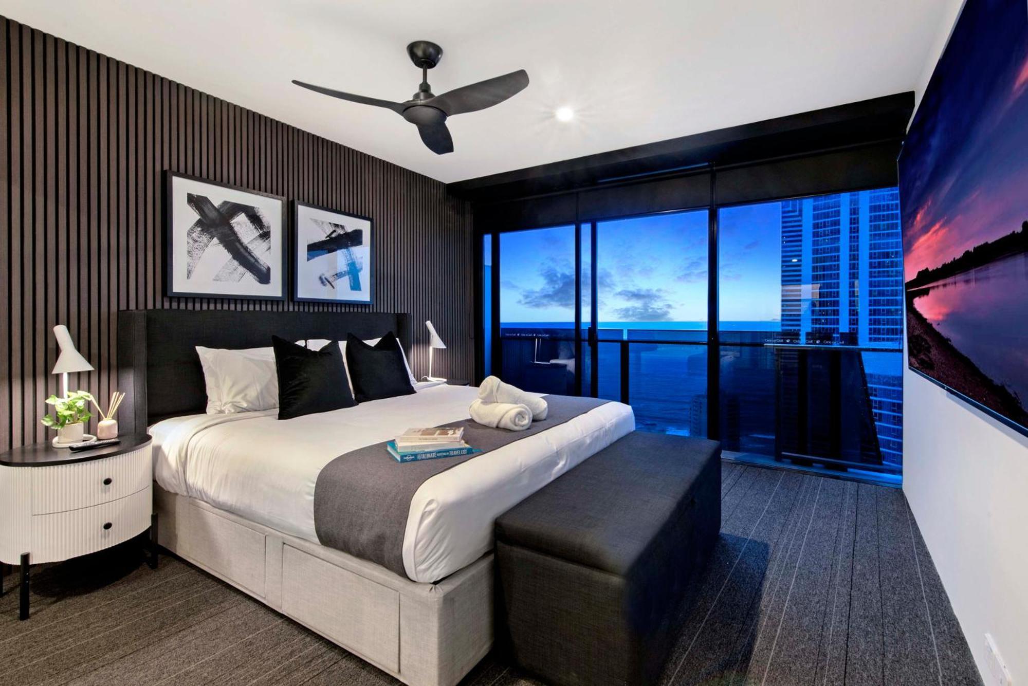 Ocean View Apartments With Balcony - Circle On Cavill - Central Location! - Self Contained & Privately Managed Gold Coast Kültér fotó